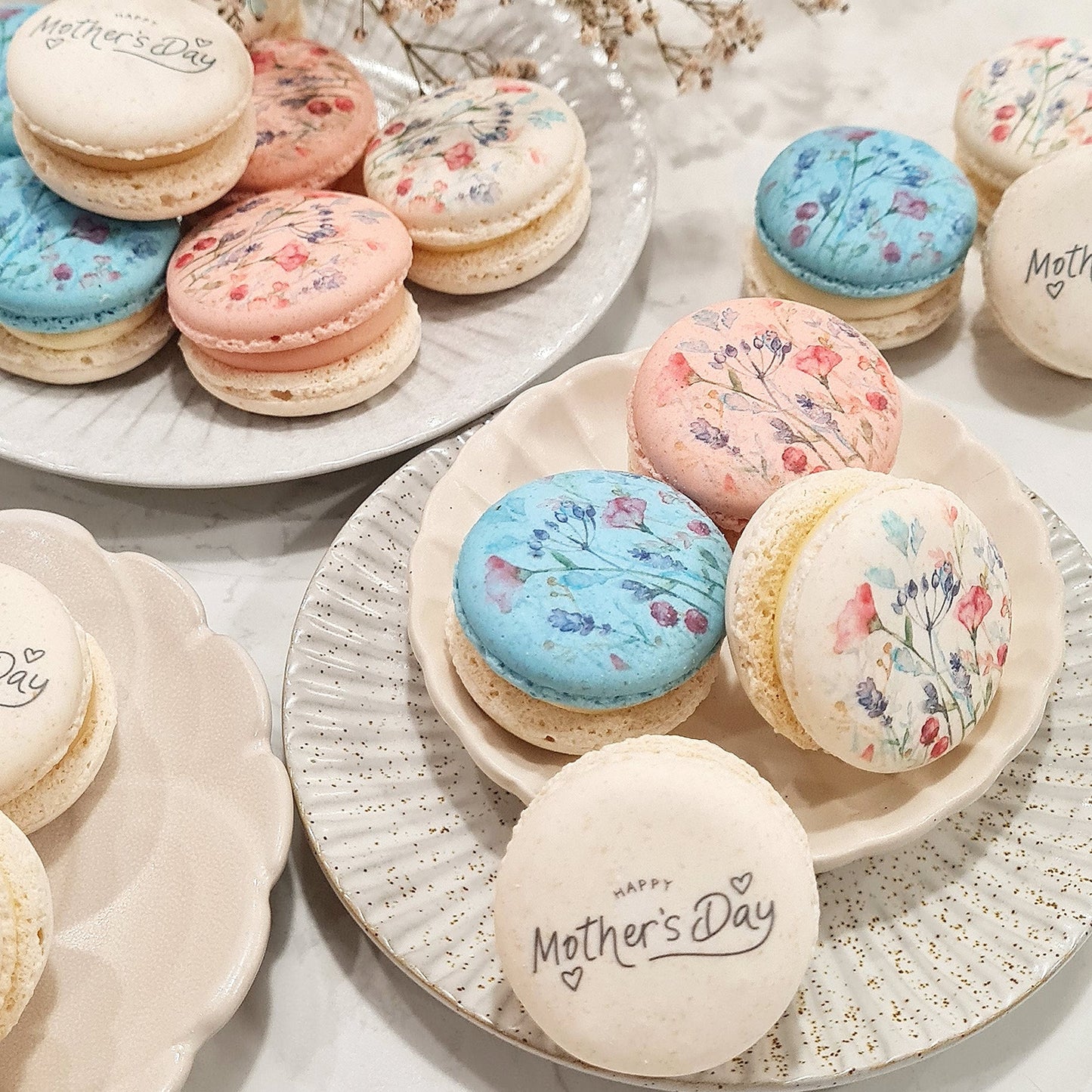 MACARON GIFT BOX - Mother's Day
